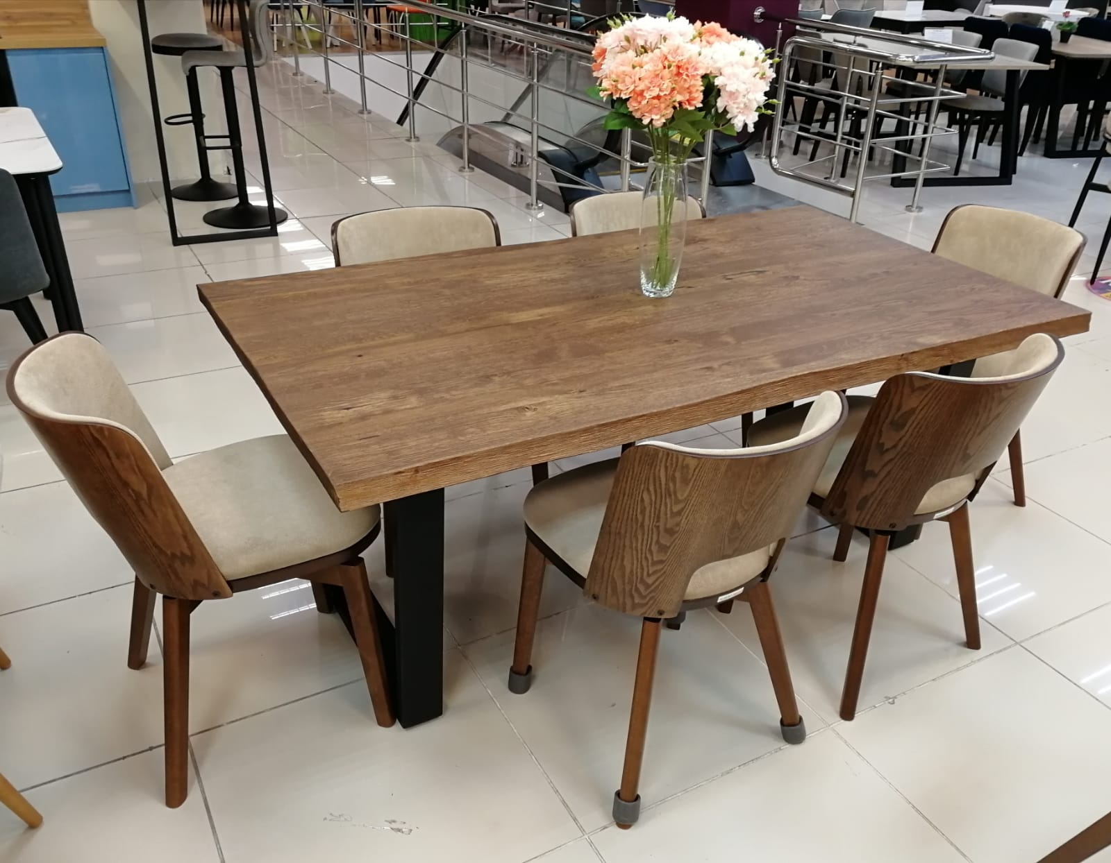 ТЦ "Мягкофф"